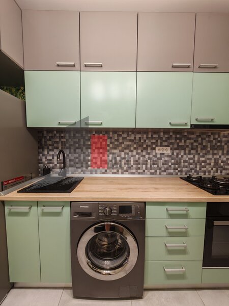 Pacii, apartament cu 2 camere de vanzare, cu centrala, mobilat si utilat