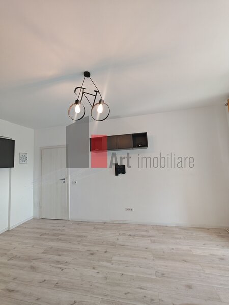 Pacii, apartament cu 2 camere de vanzare, cu centrala, mobilat si utilat