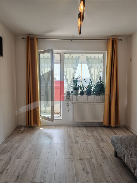 Pacii, apartament cu 2 camere de vanzare, cu centrala, mobilat si utilat